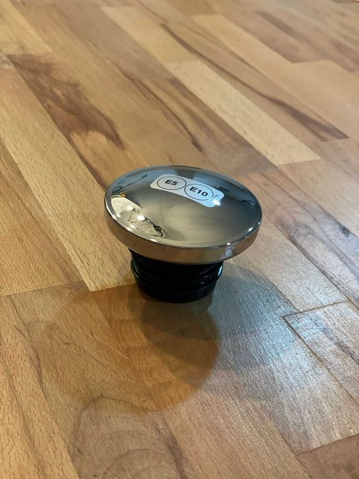 Tampa depósito original Harley Davidson 48 cromada