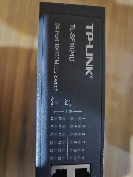 Switch TP-Link TL-SF1024D
