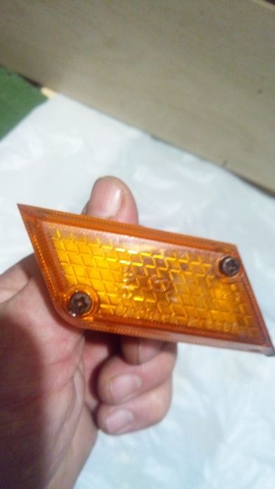 Повторитель указателя поворотов левый на Ваз 2103, Жигули,.