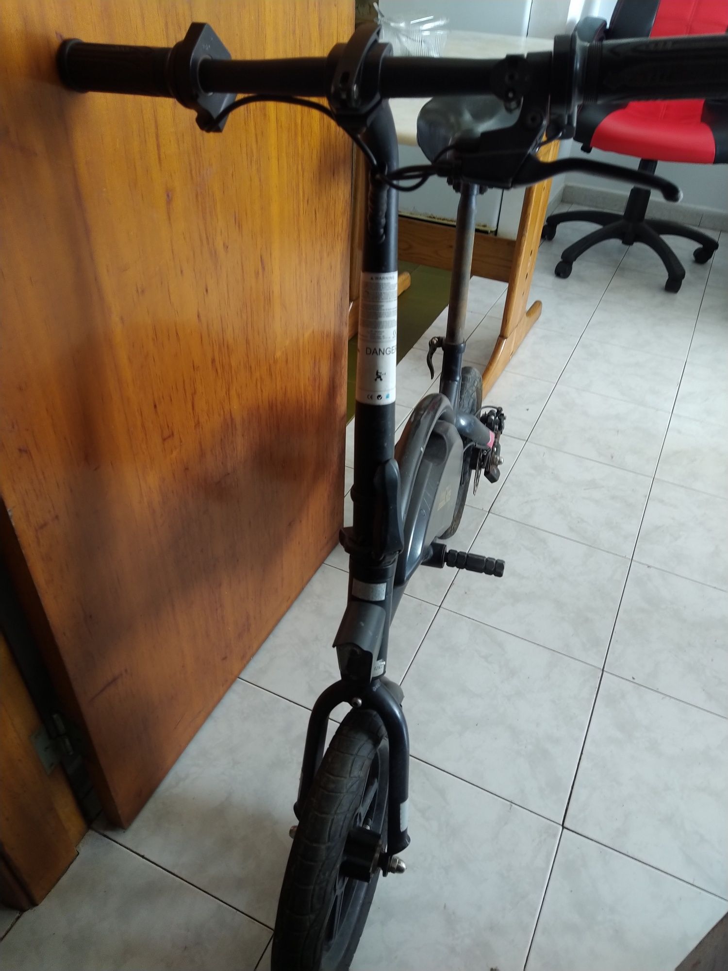 Vendo trotinete Elétrica