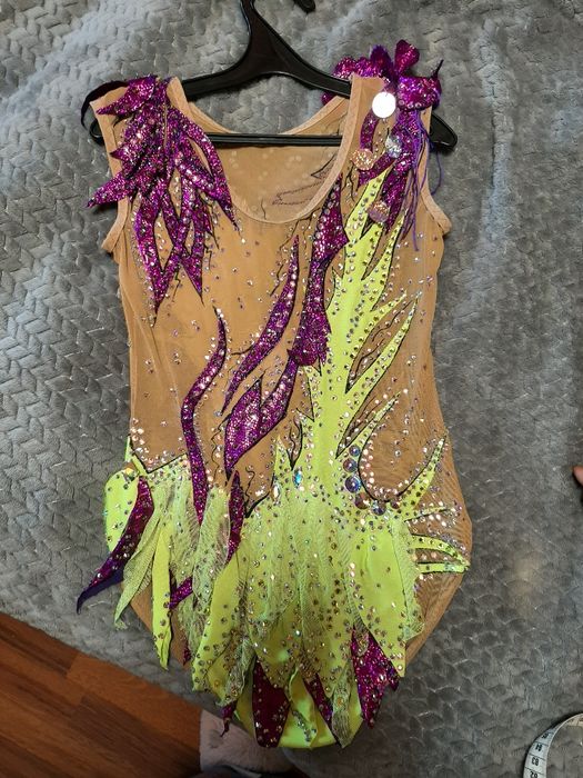 Купальник змагальний для художньої гімнастики. На зріст 122-134