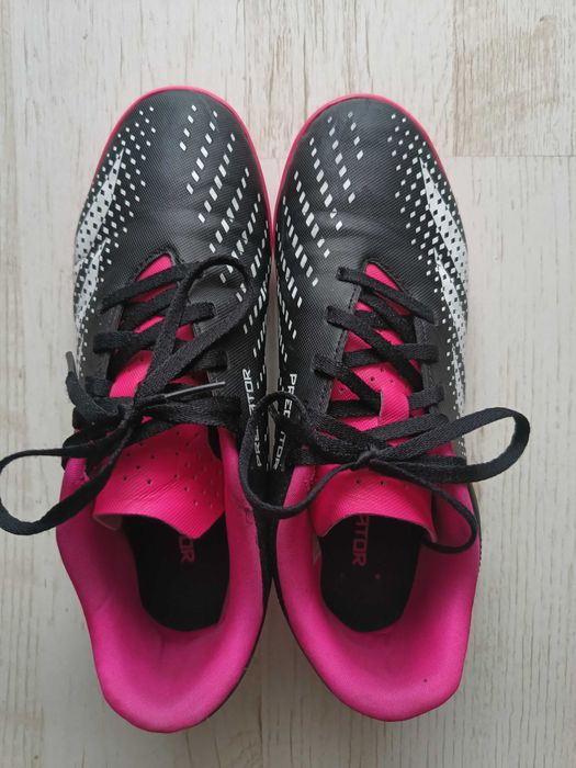 Buty Adidas Predator turfy 38