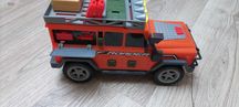 Duże auto terenowe