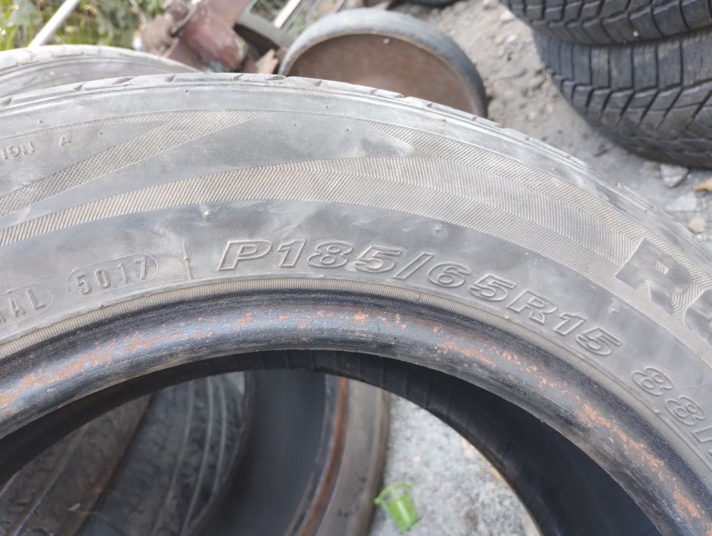Резина покришки 185 / 65 r 15 roadstone