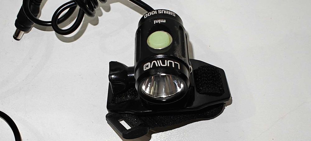 Latarka na kask LUNIVO SIRIUS 1000 mini