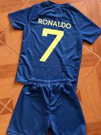 Equipamento de criança Ronaldo 7. Al-Nassr