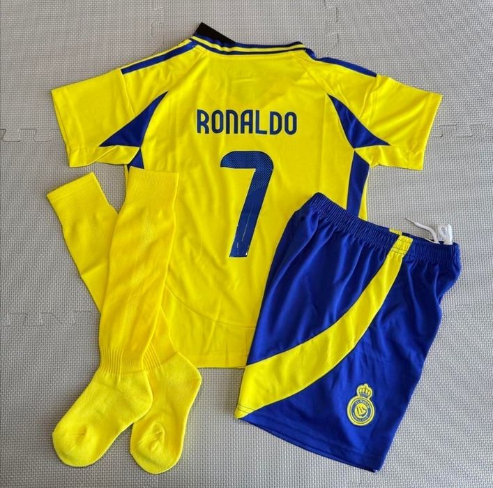 Komplet piłkarski koszulka Cristiano Ronaldo Al-Naasr rozmiar 134