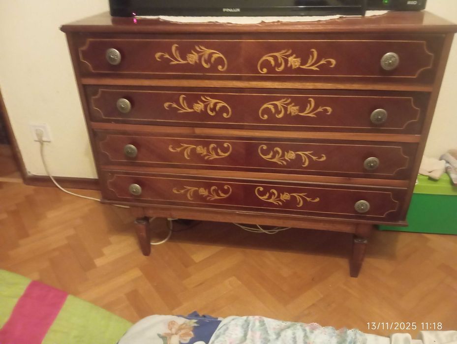 2 Comodas 10 euros cada