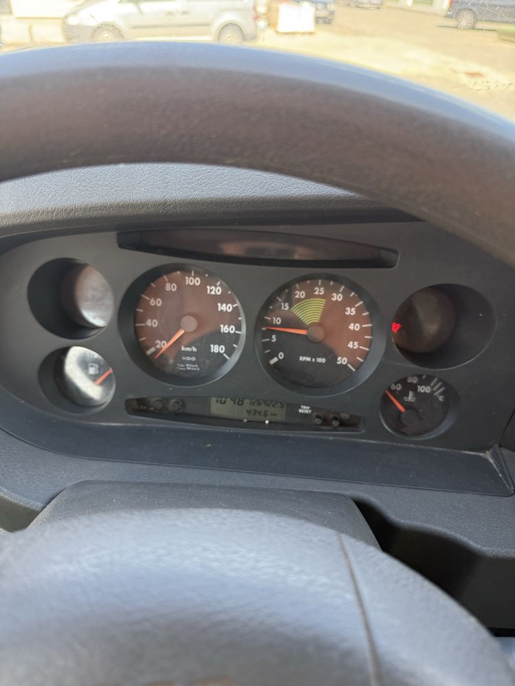 Sprzedam Iveco Model 40 C 10
