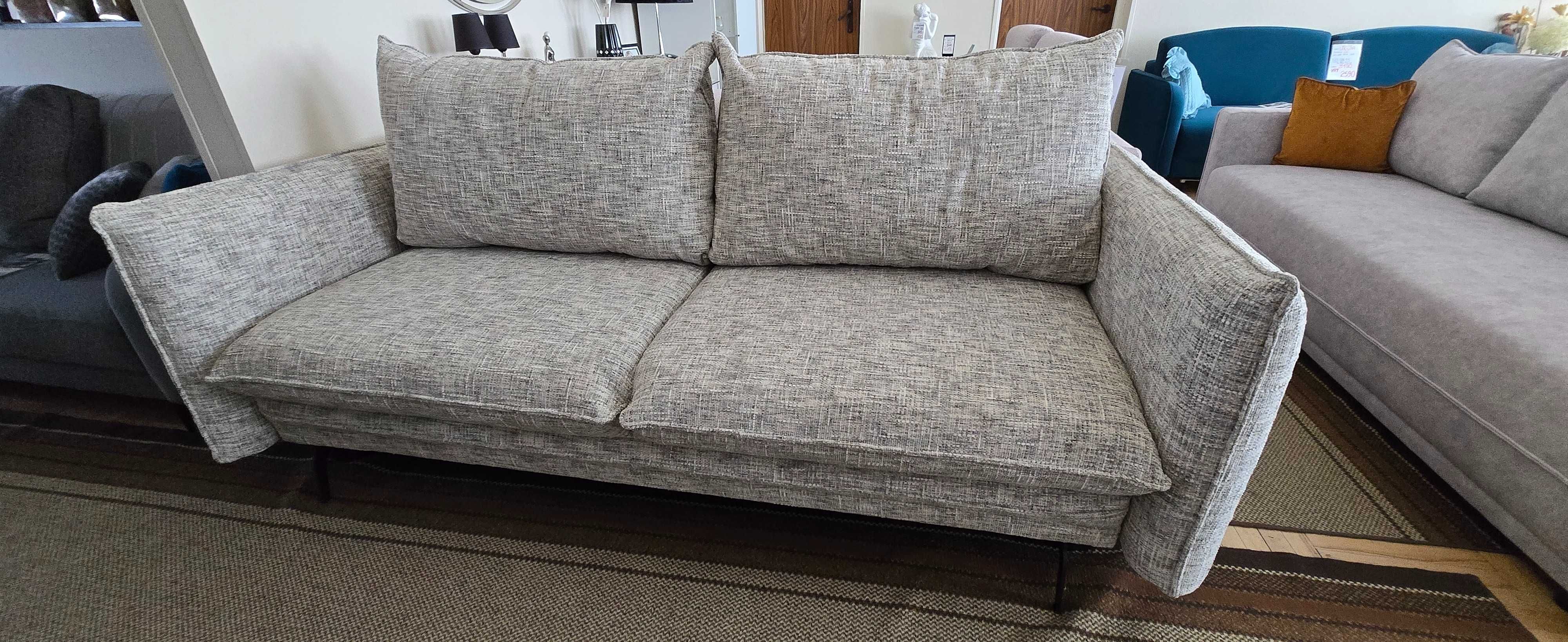 Sofa z funkcją spania DL i pojemnikiem AKITA