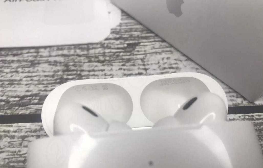 Бездротові навушники Airpods pro В2 1в1 + чохол в подарунок