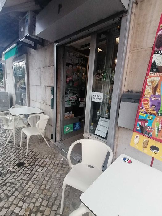 Vende-se loja e negócio que também é uma profissão