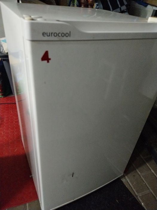 Zamrażarka 4 szuflady,pułki