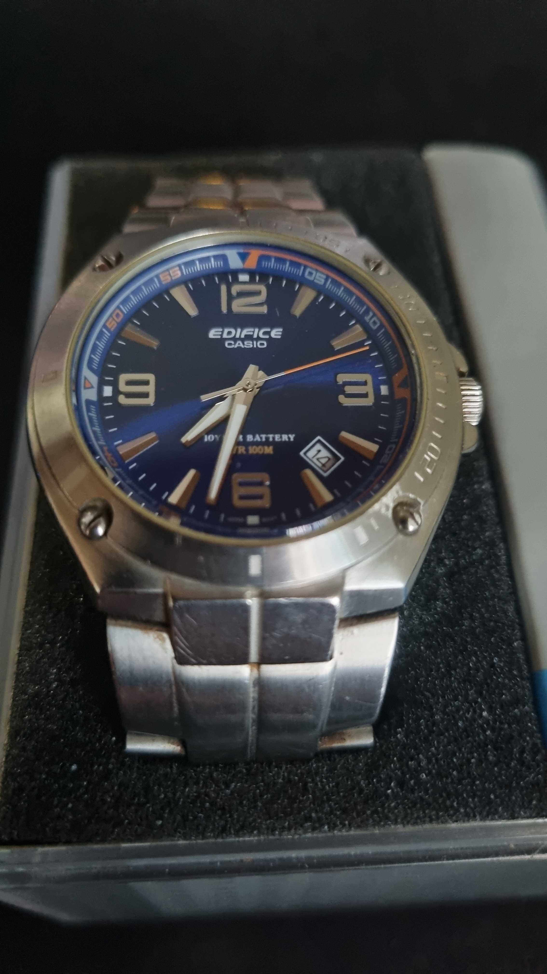 Casio Edifice EF-126 com Caixa Original – Aço Inoxidável, 100 M