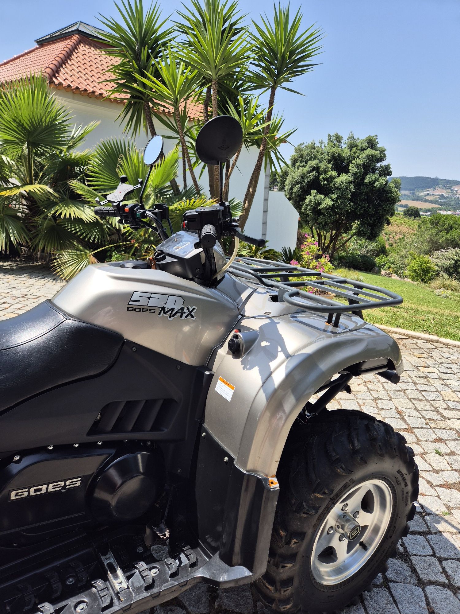 Moto 4 GOES 520 MAX
