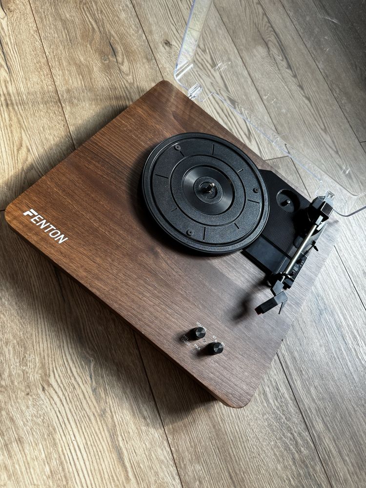 Gramofon Fenton RP168W BT