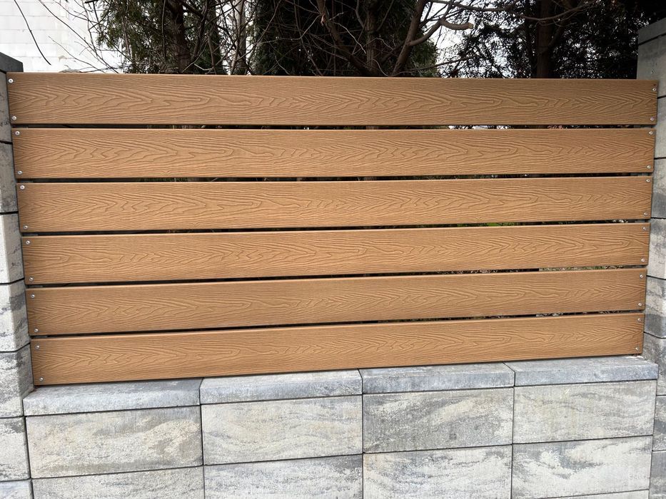 Deska DUO faktura drewna / drobny ryfel  3,5m.