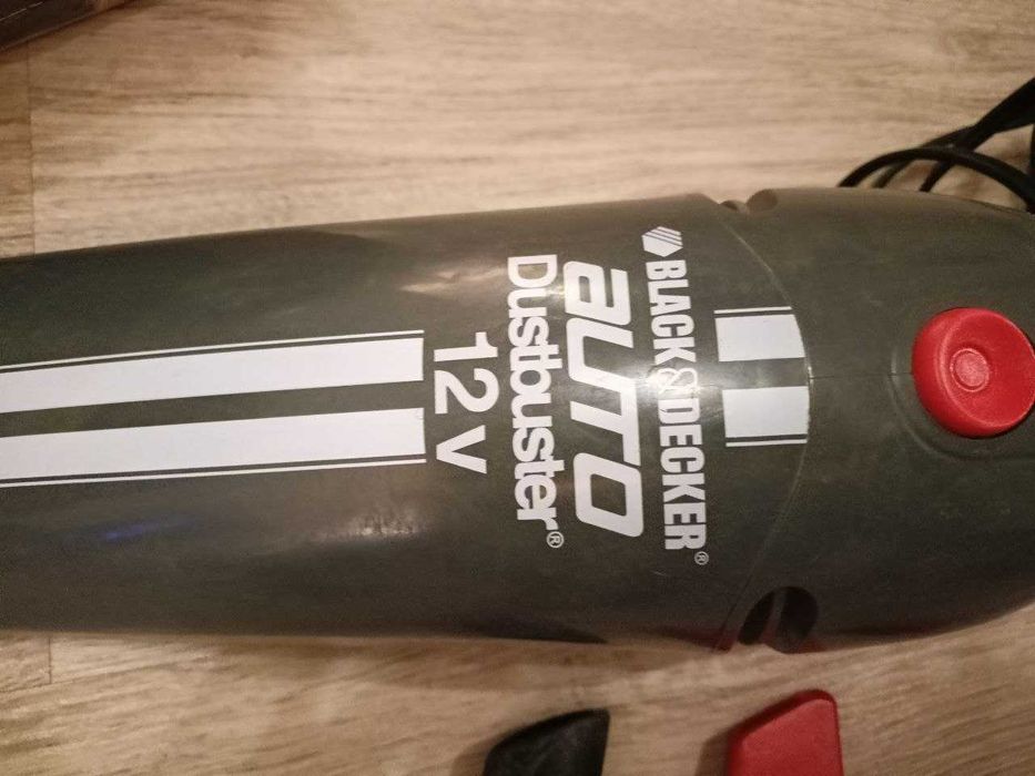 Автомобільний пилосос Black Decker AV1205