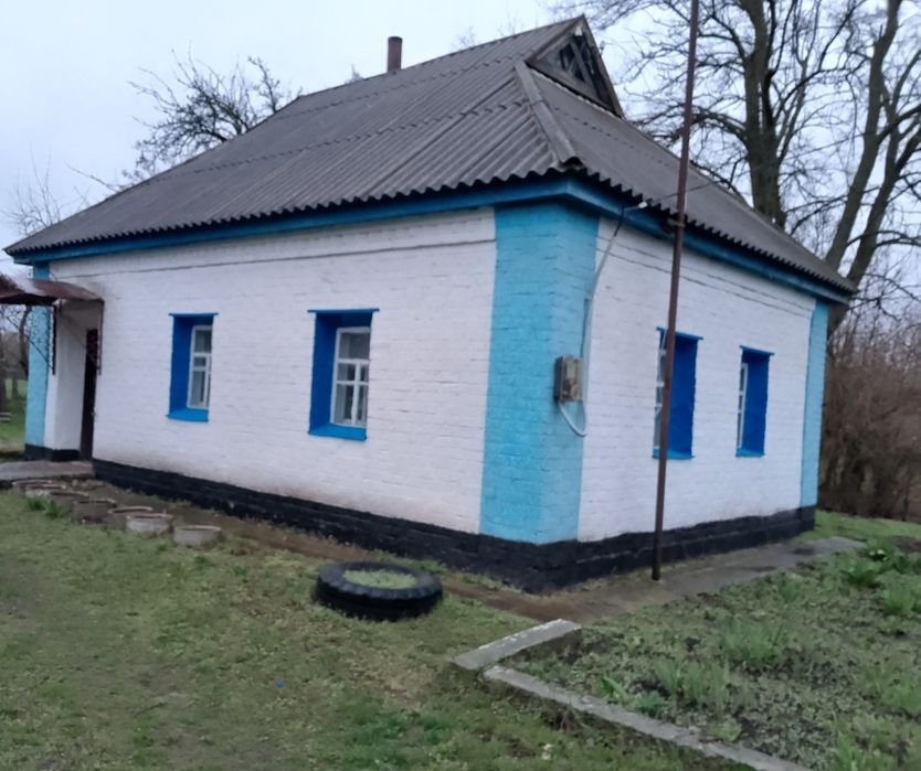 Маленький Будинок. в Чаплинцях. .