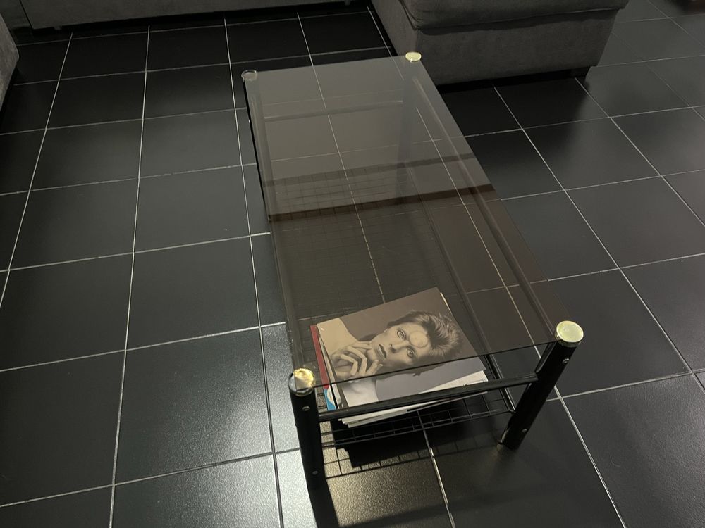 Mesa de apoio de vidro