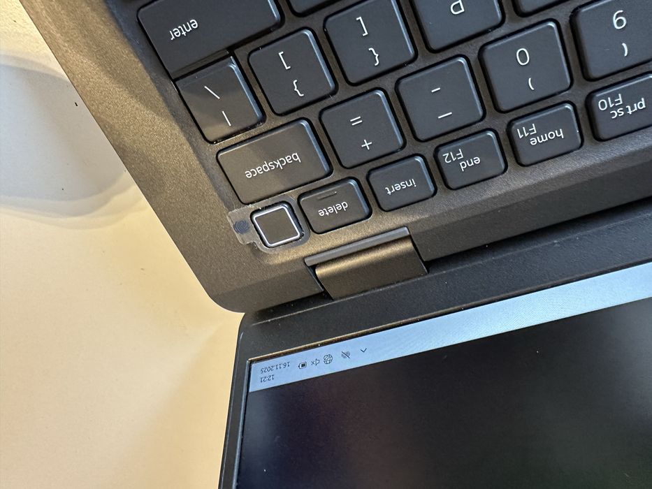 Dell latitude 7430 14” 16GB Ram 512 GB i5 idealny stan!