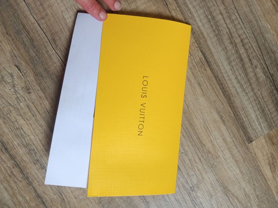 Tênis Louis Vuitton