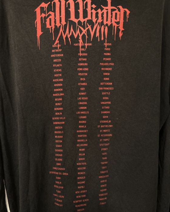 vetements худи metal tour срочно