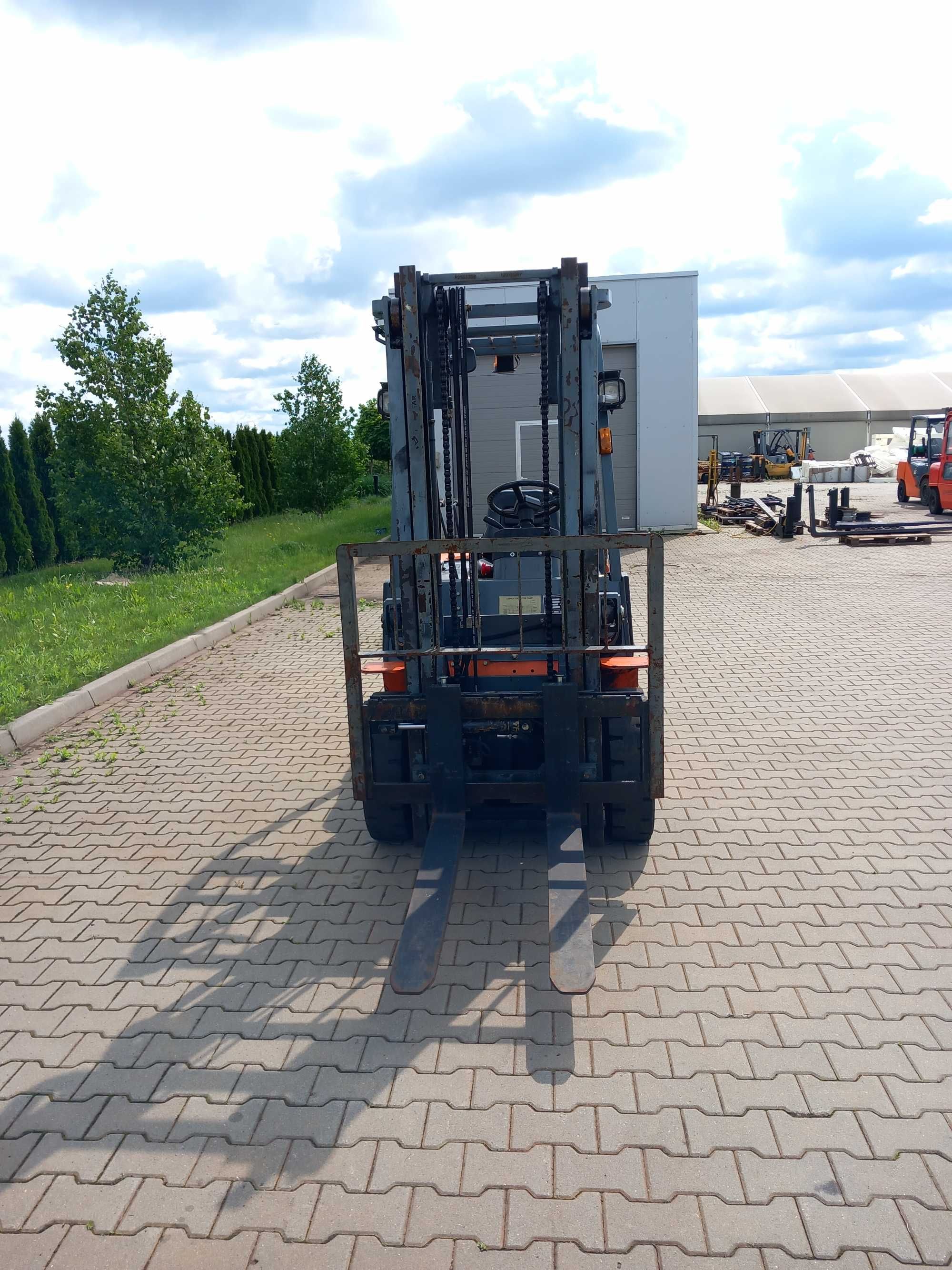 Wózek Widłowy Spalinowy 2,5t Maszt 3,3m Diesel