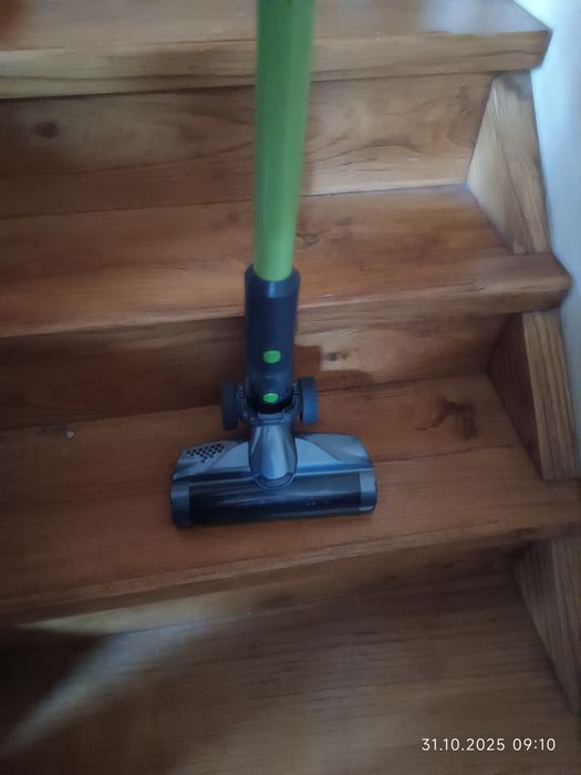 Акумуляторний пилосос