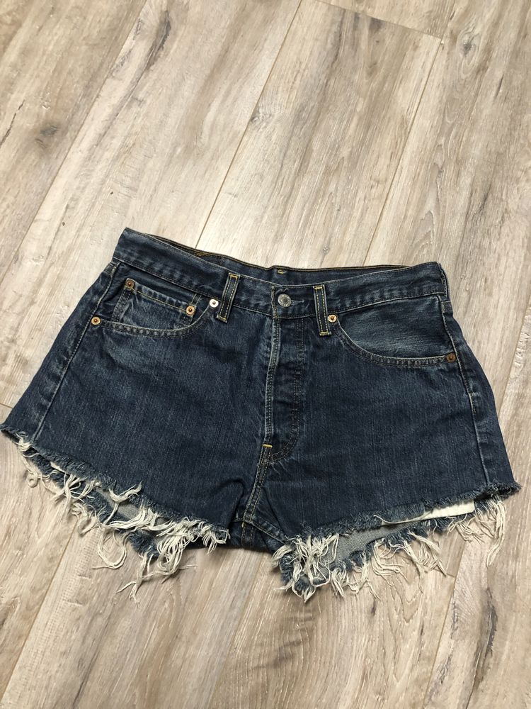 Шорты Levis женские