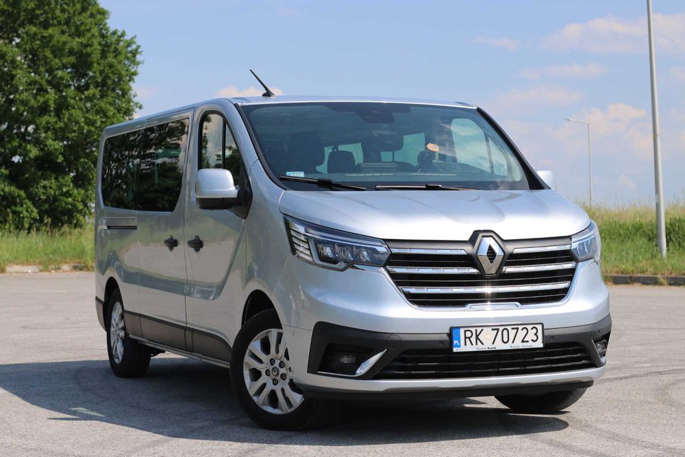 NOWY Renault Trafic 9-osobowy - wynajem bus, wypożyczalnia