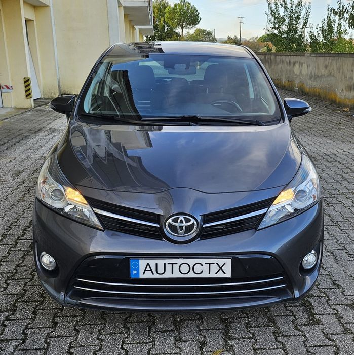 TOYOTA VERSO D4D 7 LUGARES 175 MIL KM