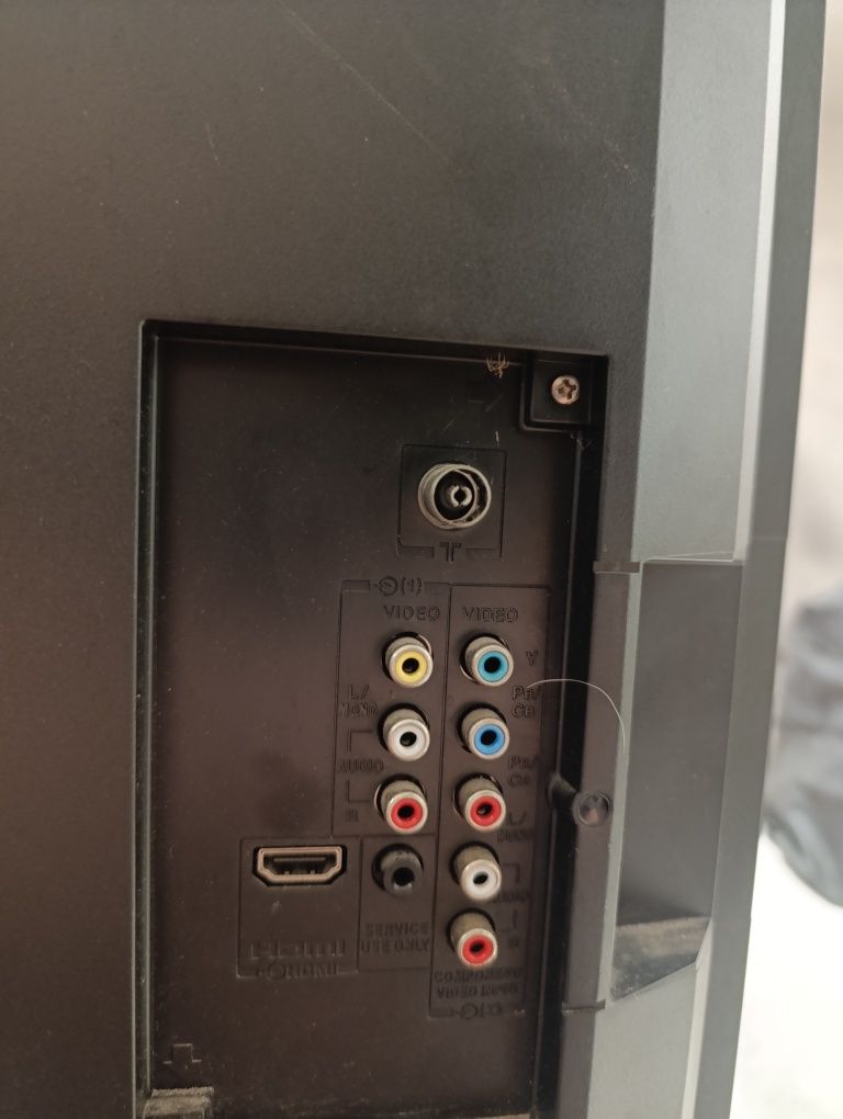 телевізор Thomson 32HV10G 32 дюйма