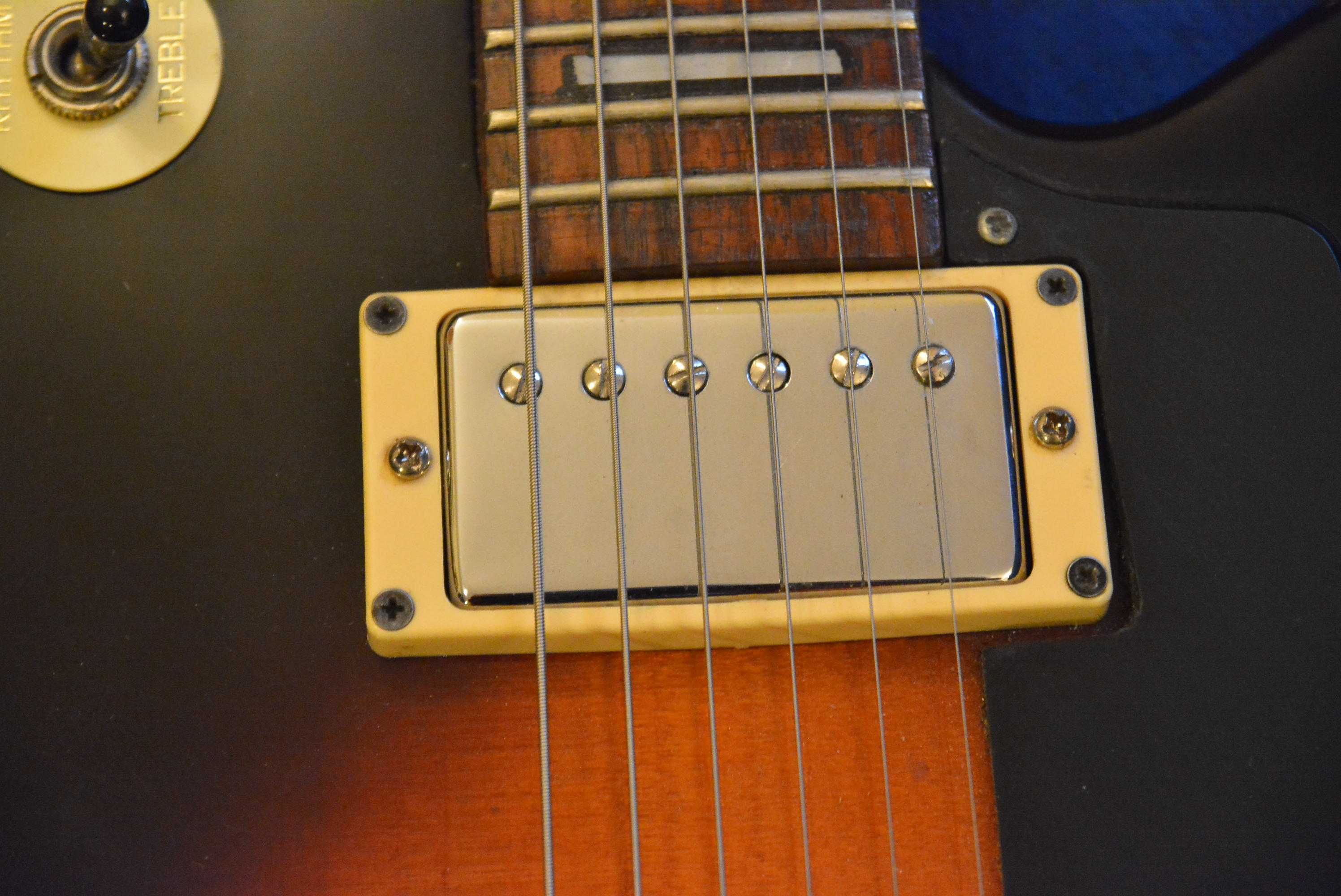 Gitara Les Paul De Armond +case