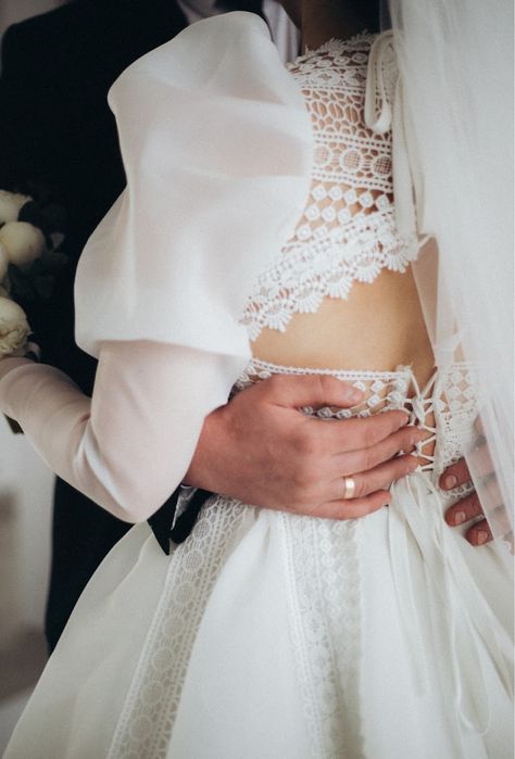 Весільна сукня у ідеальному стані