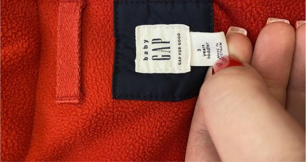 Зимова пухова куртка GAP