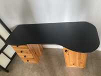 Solidne Biurko Drewniane Sosnowe