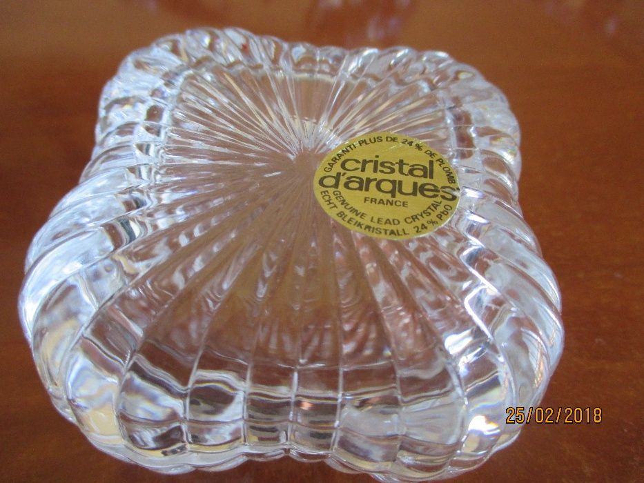 Guarda jóias e 2 cinzeiros meio-cristal