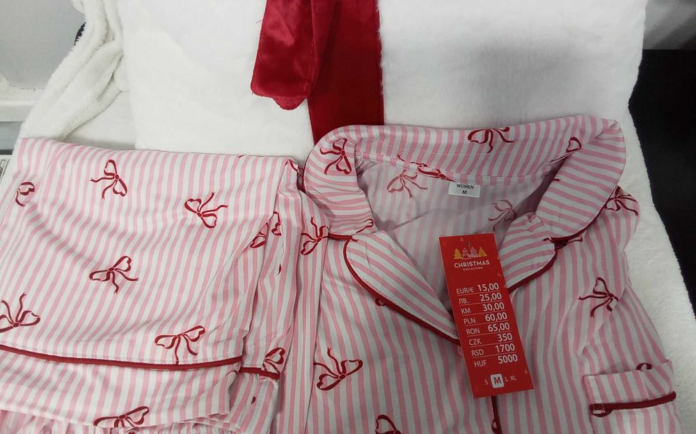 Pepco piżama z kokardkami z kolekcji świątecznej rozmiar M