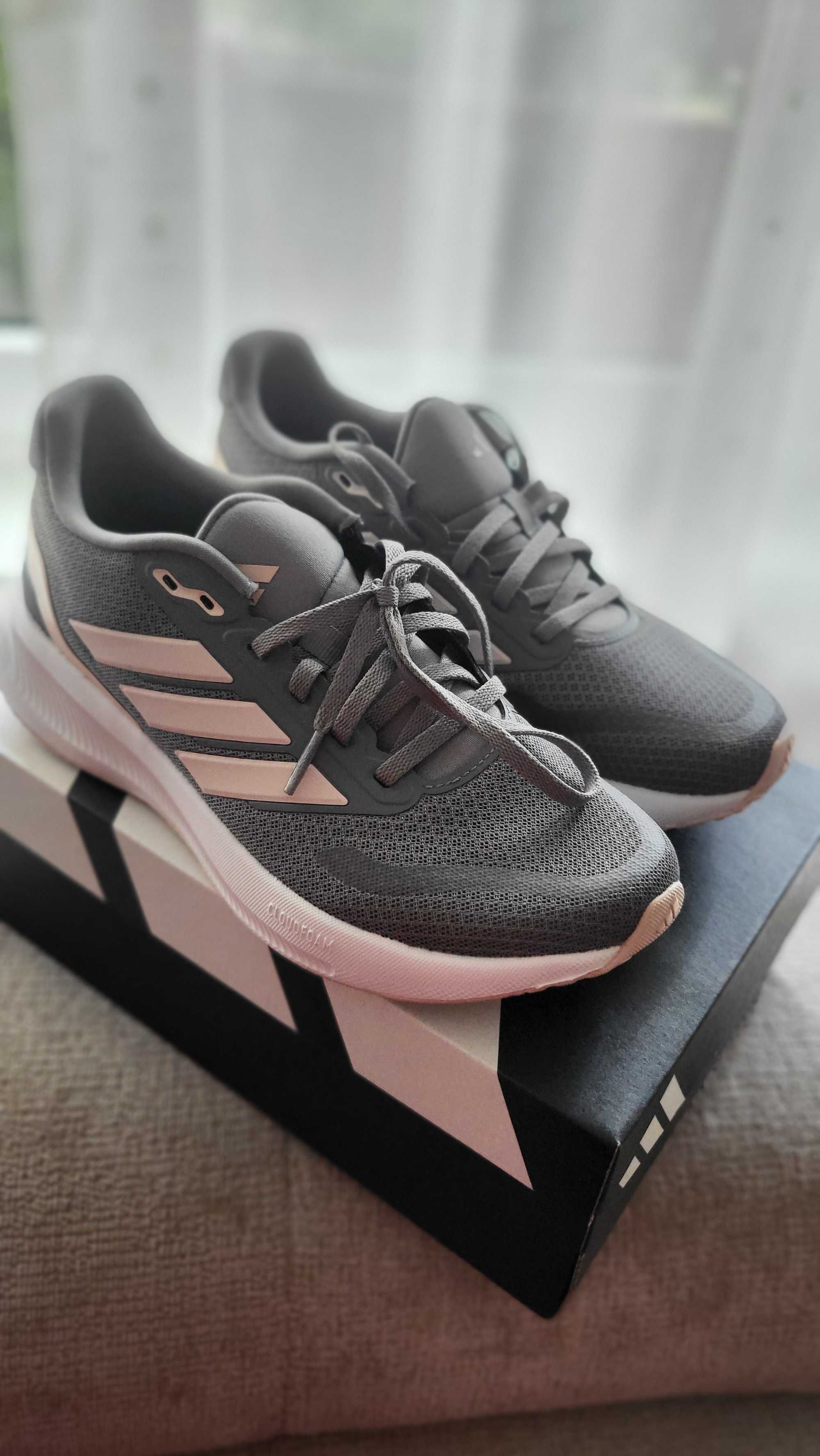Buty Adidas Runfalcon rozmiar 38 2/3