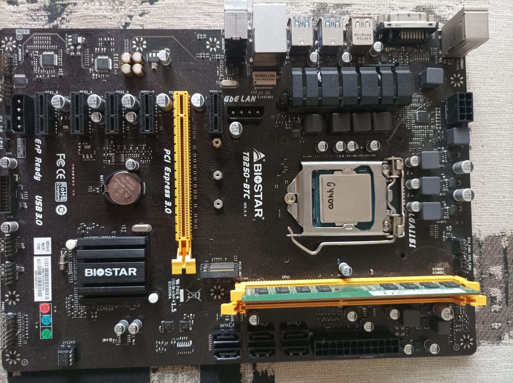 Материнська Плата Biostar TB250-BTC+DDR4 (4Gb)+Pntium G4400 (3.30 GHz)