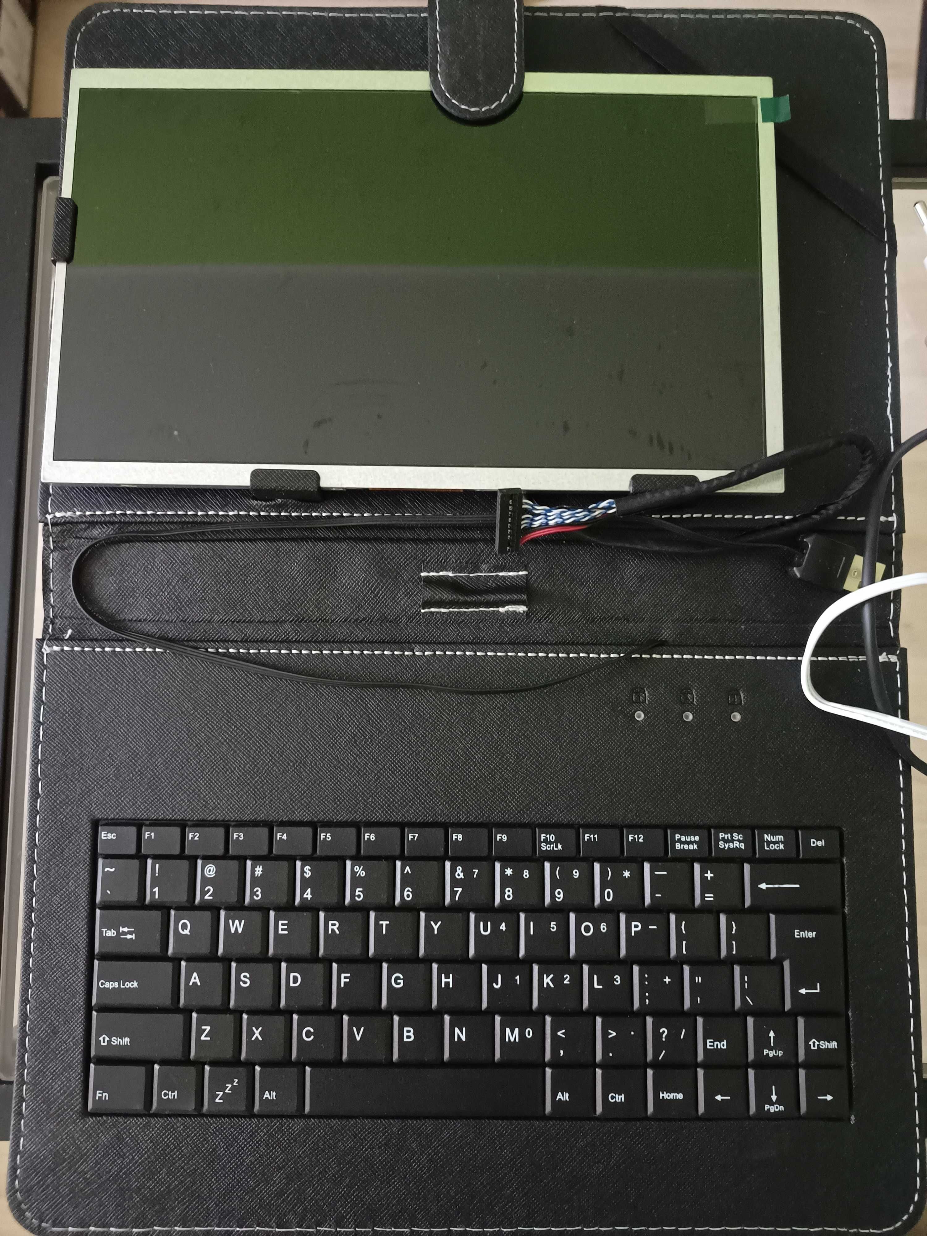 Ekran LCD TFT 10,1' klawiatura etui do Raspberry Pi 3+, 3, 2, B+