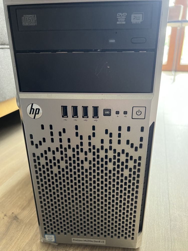 HP Proliant ML310e gen8 v2