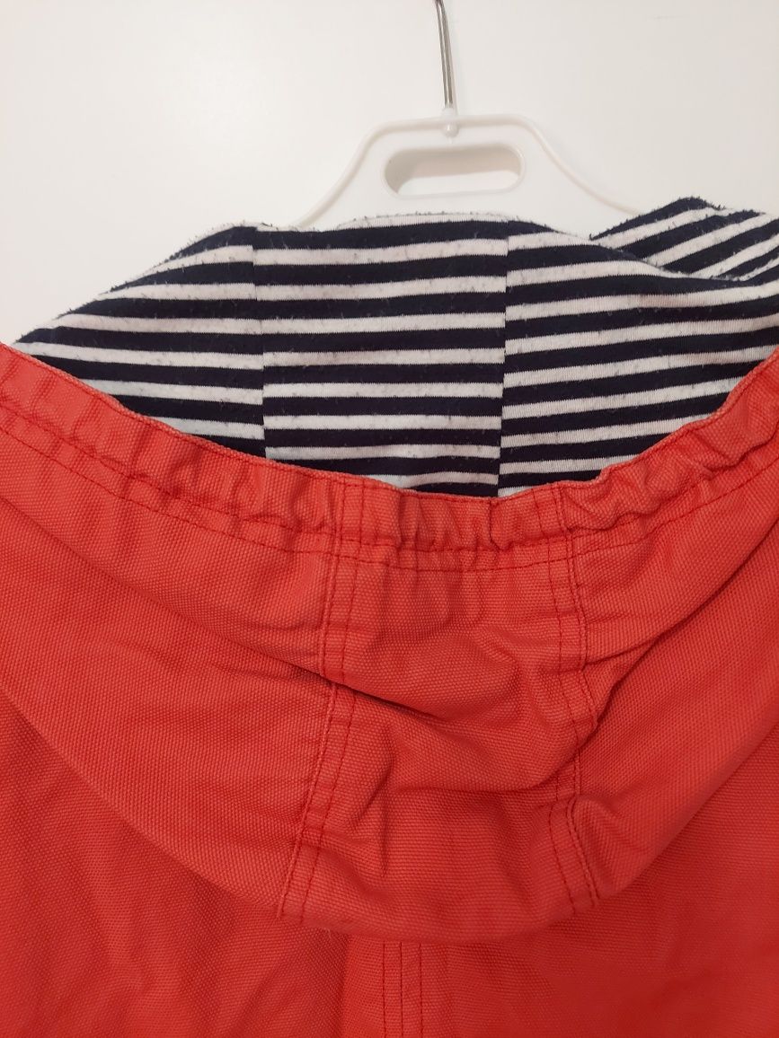Kurtka przeciwdeszczowa lekka wiosenna czerwona, plus size EU 44