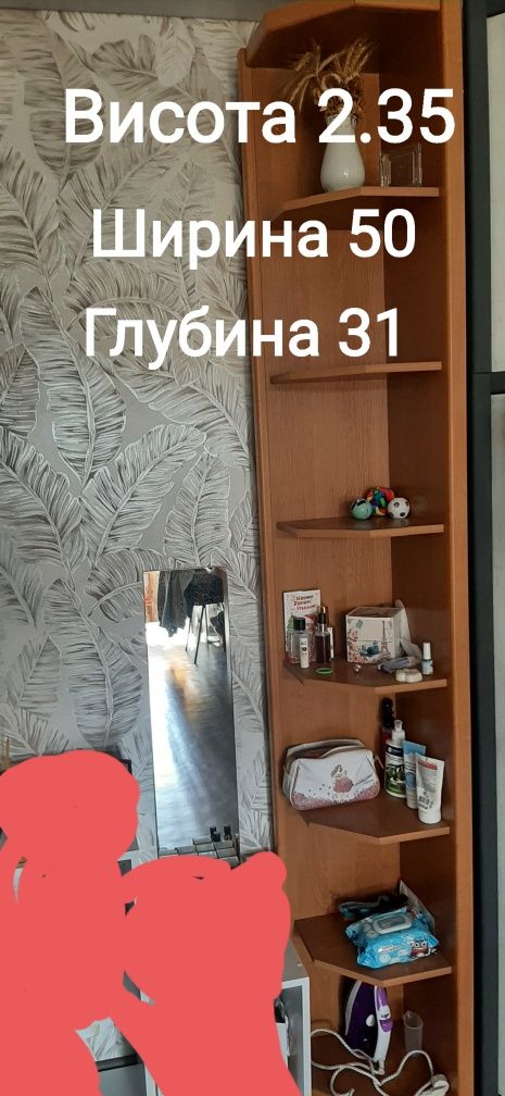 Етажерка угловая