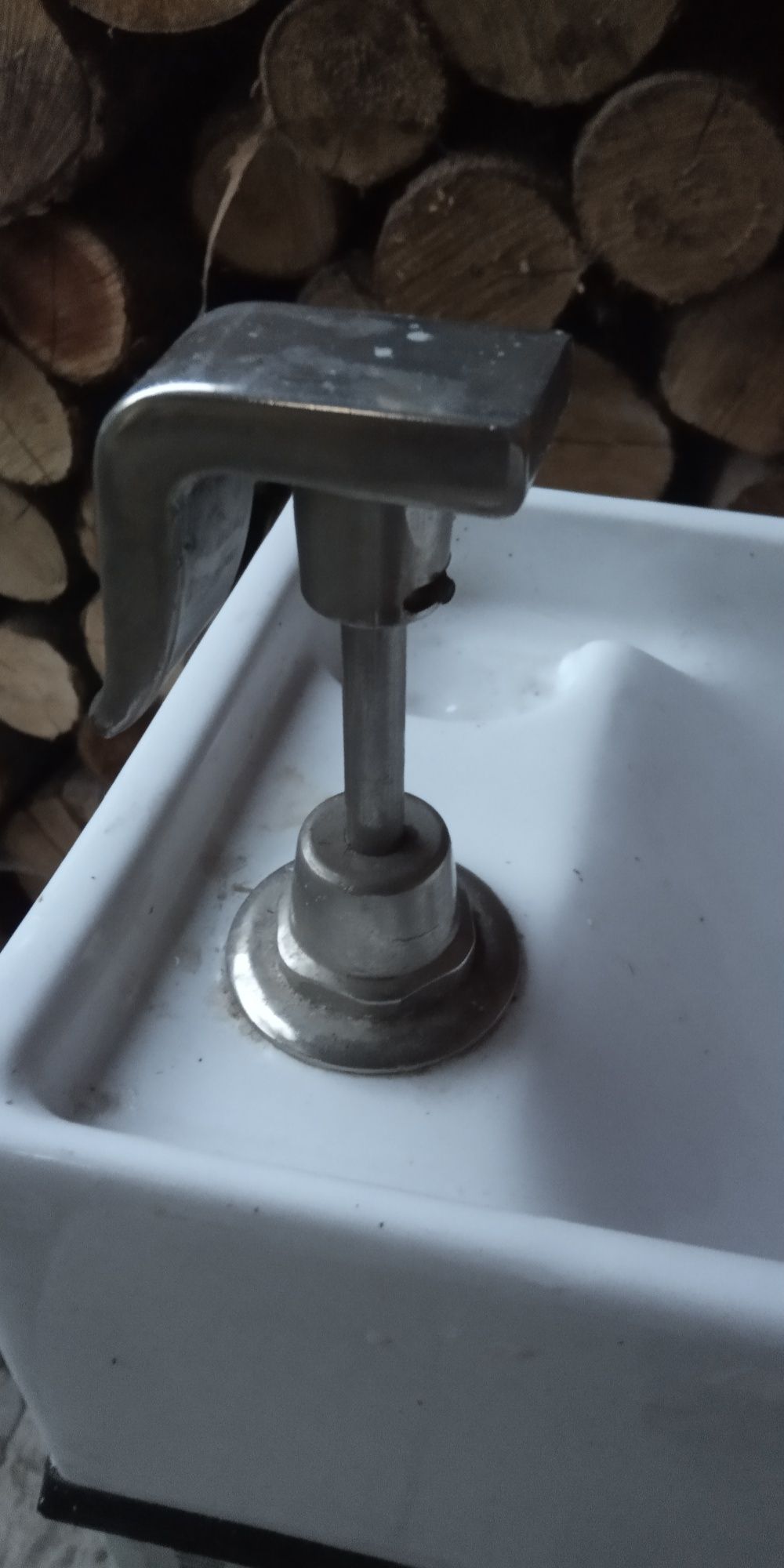 Spluwaczka stomatologiczna typu struga zabytek PRL-u *RZADKOŚĆ*
