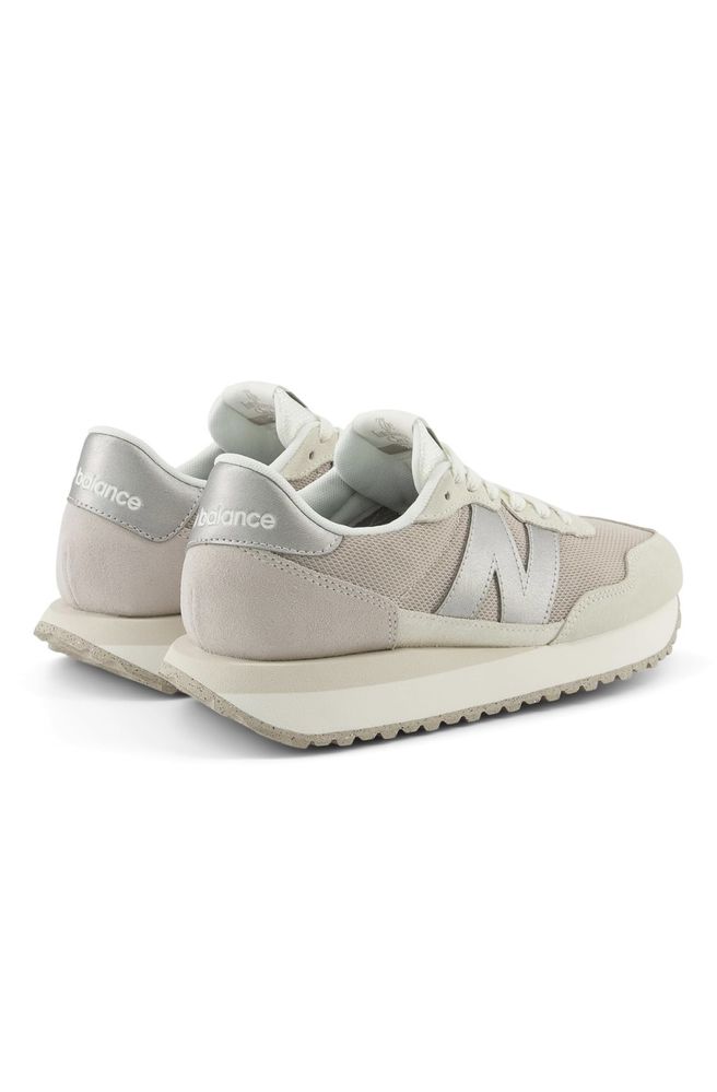 Жіночі кросівки New Balance 237 розмір 43,5 бежевого кольору