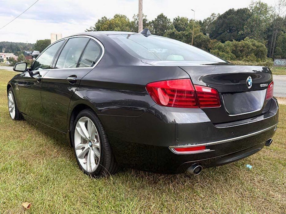 BMW 5 Series 535i      2016