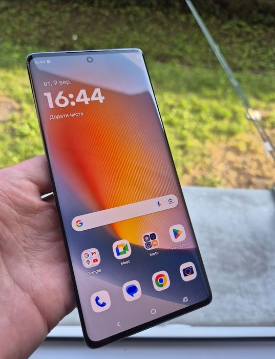 Motorola Edge 50 Fusion 8/256 в ідеалі.