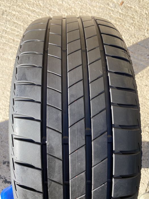215/50/17 Bridgestone T005 4шт